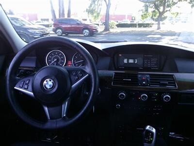 2009 BMW 528i   - Photo 16 - Panorama City, CA 91402