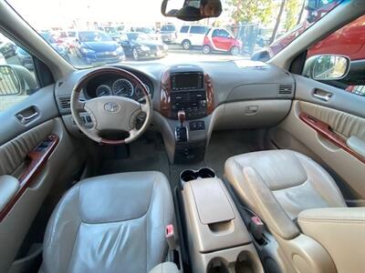 2004 Toyota Sienna XLE Limited 7 Passen - Photo 21 - Panorama City, CA 91402