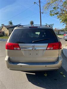 2004 Toyota Sienna XLE Limited 7 Passen - Photo 13 - Panorama City, CA 91402