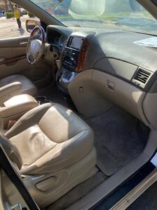 2004 Toyota Sienna XLE Limited 7 Passen - Photo 10 - Panorama City, CA 91402