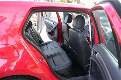 2015 Volkswagen Golf TSI SE   - Photo 16 - Panorama City, CA 91402