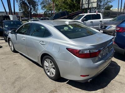 2015 Lexus ES - Photo 7 - Panorama City, CA 91402