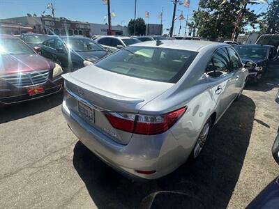2015 Lexus ES - Photo 5 - Panorama City, CA 91402