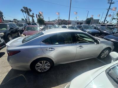 2015 Lexus ES - Photo 8 - Panorama City, CA 91402