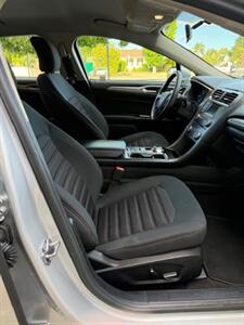 2017 Ford Fusion SE - Photo 14 - Panorama City, CA 91402