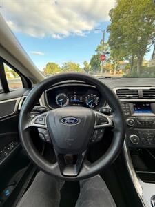 2017 Ford Fusion SE - Photo 15 - Panorama City, CA 91402