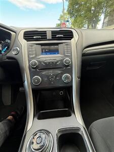 2017 Ford Fusion SE - Photo 17 - Panorama City, CA 91402