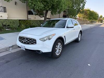 2011 INFINITI FX35   - Photo 1 - Panorama City, CA 91402