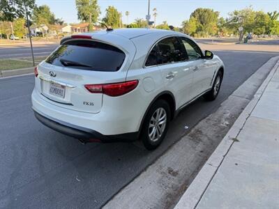 2011 INFINITI FX35   - Photo 6 - Panorama City, CA 91402