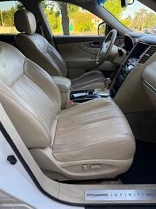 2011 INFINITI FX35   - Photo 14 - Panorama City, CA 91402