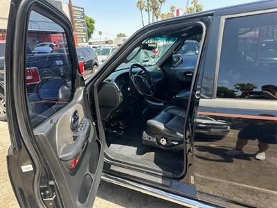 2002 Ford F-150 Harley-Davidson   - Photo 13 - Panorama City, CA 91402