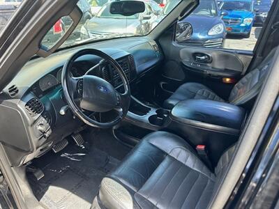 2002 Ford F-150 Harley-Davidson   - Photo 10 - Panorama City, CA 91402