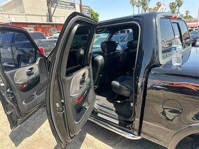 2002 Ford F-150 Harley-Davidson   - Photo 11 - Panorama City, CA 91402