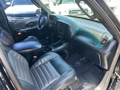 2002 Ford F-150 Harley-Davidson   - Photo 14 - Panorama City, CA 91402