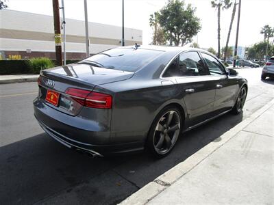 2015 Audi S8 4.0T quattro   - Photo 4 - Panorama City, CA 91402