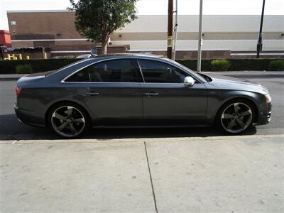 2015 Audi S8 4.0T quattro   - Photo 5 - Panorama City, CA 91402