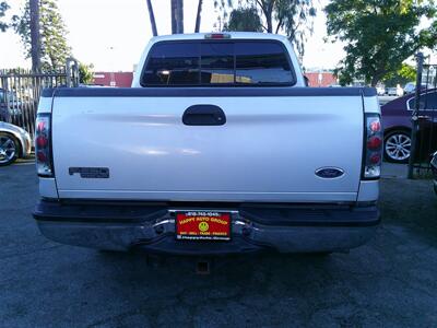 2003 Ford F-250 Lariat   - Photo 3 - Panorama City, CA 91402