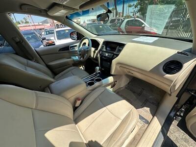 2015 Nissan Pathfinder S - Photo 13 - Panorama City, CA 91402