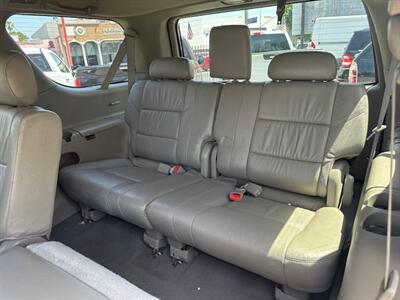 2005 Toyota Sequoia Limited   - Photo 10 - Panorama City, CA 91402