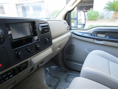 2006 Ford F-350 Lariat   - Photo 17 - Panorama City, CA 91402