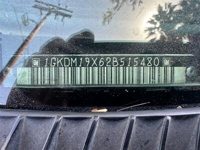 2002 GMC Safari SLE   - Photo 12 - Panorama City, CA 91402