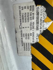 2002 GMC Safari SLE   - Photo 11 - Panorama City, CA 91402