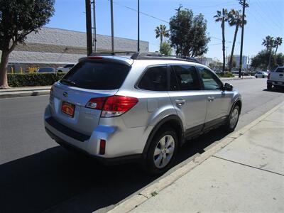 2012 Subaru Outback 2.5i Premium - Photo 5 - Panorama City, CA 91402