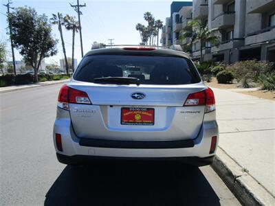 2012 Subaru Outback 2.5i Premium   - Photo 4 - Panorama City, CA 91402