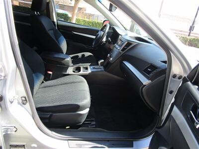 2012 Subaru Outback 2.5i Premium - Photo 9 - Panorama City, CA 91402