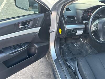 2012 Subaru Outback 2.5i Premium - Photo 20 - North Hills, CA 91343