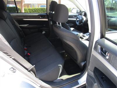 2012 Subaru Outback 2.5i Premium - Photo 11 - Panorama City, CA 91402