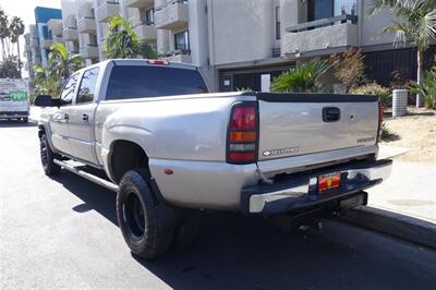 2003 Chevrolet Silverado 3500 LT   - Photo 3 - Panorama City, CA 91402