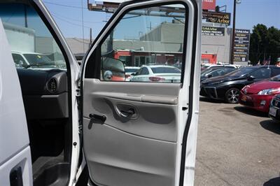 1997 Ford E-Series Van   - Photo 24 - Panorama City, CA 91402