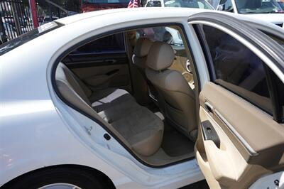 2006 Honda Civic Hybrid w/Navi   - Photo 20 - Panorama City, CA 91402