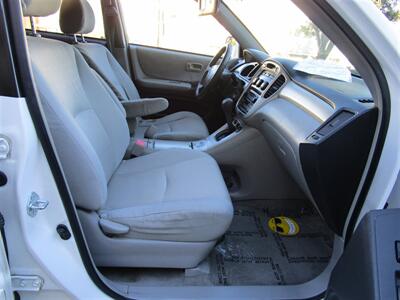 2004 Toyota Highlander Limited   - Photo 9 - Panorama City, CA 91402