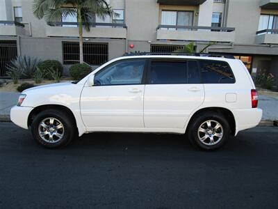 2004 Toyota Highlander Limited   - Photo 2 - Panorama City, CA 91402