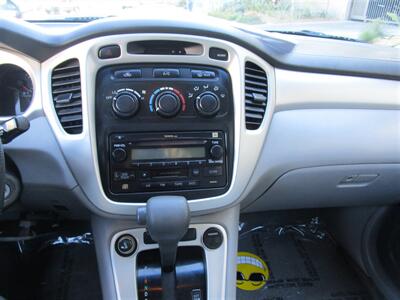 2004 Toyota Highlander Limited   - Photo 14 - Panorama City, CA 91402