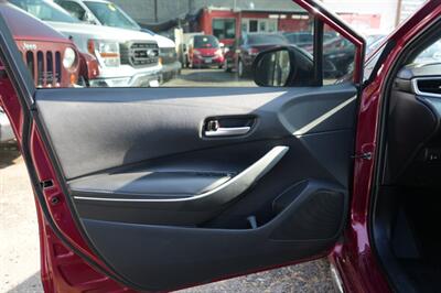 2022 Toyota Corolla SE   - Photo 10 - Panorama City, CA 91402