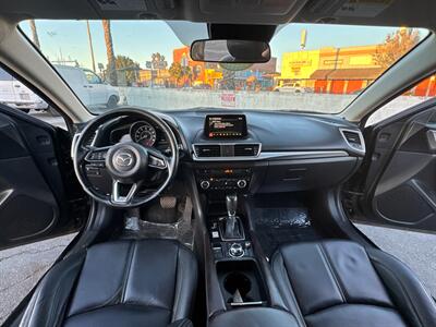 2017 Mazda Mazda3 Touring   - Photo 22 - North Hills, CA 91343