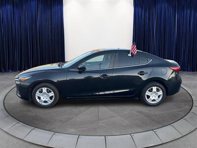 2017 Mazda Mazda3 Touring   - Photo 8 - North Hills, CA 91343