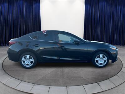 2017 Mazda Mazda3 Touring   - Photo 4 - North Hills, CA 91343