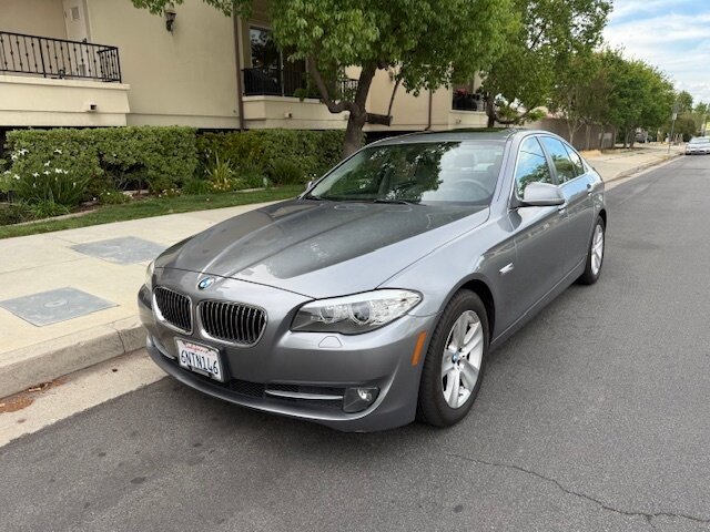 2011 BMW 528i   - Photo 1 - Panorama City, CA 91402