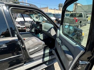 2003 Ford Explorer Sport Trac XLT - Photo 12 - Panorama City, CA 91402