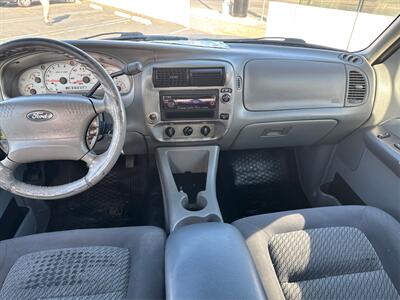 2003 Ford Explorer Sport Trac XLT - Photo 14 - North Hills, CA 91343