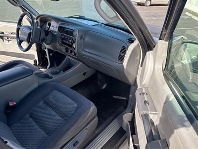 2003 Ford Explorer Sport Trac XLT - Photo 21 - North Hills, CA 91343