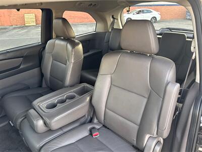 2017 Honda Odyssey EX-L w/Navi - Photo 10 - North Hills, CA 91343