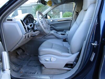 2012 Porsche Cayenne S   - Photo 15 - Panorama City, CA 91402