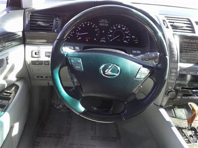 2007 Lexus LS   - Photo 15 - Panorama City, CA 91402