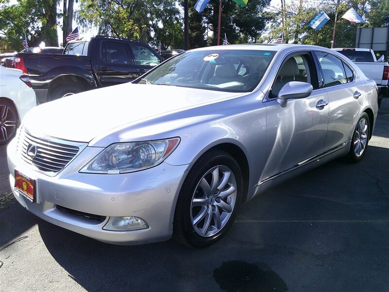 2007 Lexus LS  