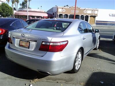 2007 Lexus LS   - Photo 4 - Panorama City, CA 91402